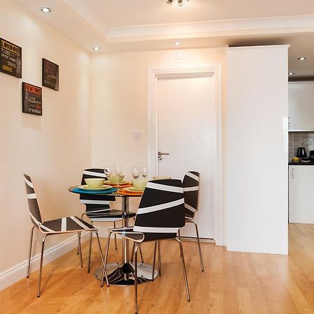 Kings Cross Apartment London Phòng bức ảnh
